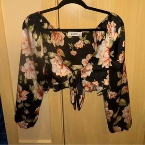 Cropped Satin Top 🌺